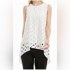 Vince Camuto Lace Hi-Low Blouse SIZE XS‎